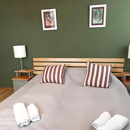 Sunflowers Vendégház 3*