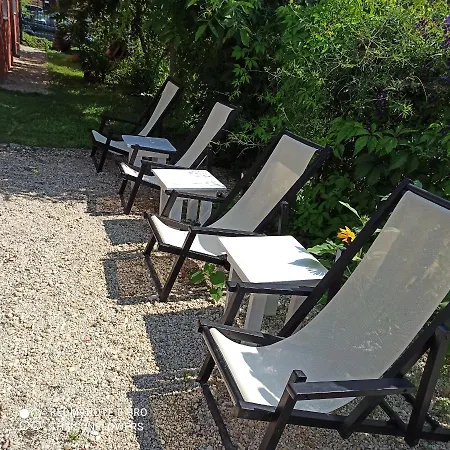 Sunflowers Vendégház 3*