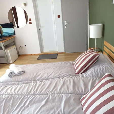 Guest house Sunflowers Pomorie