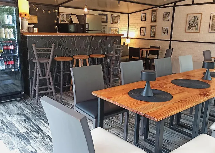 Sunflowers بوموري